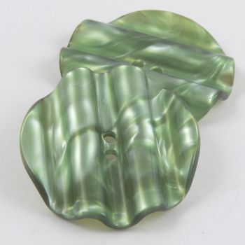 31mm Green 2 Hole Crinkle Cut Crisp Coat Button