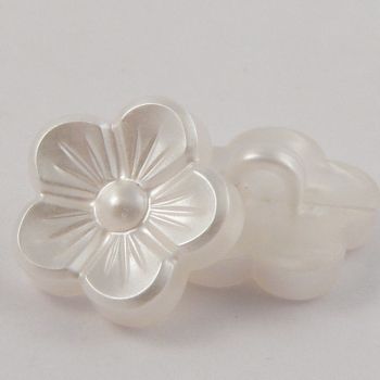 14mm Ivory Pearlised Flower Shank Buttons